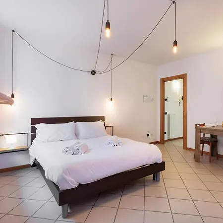 Bgy Airport And Bedroom Апартаменты *